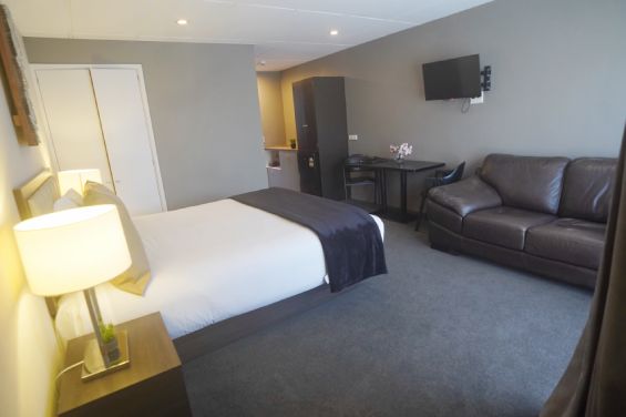 136 On Bealey Motel