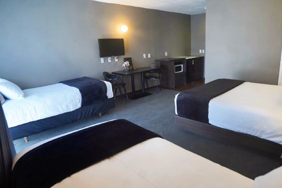 136 On Bealey Motel